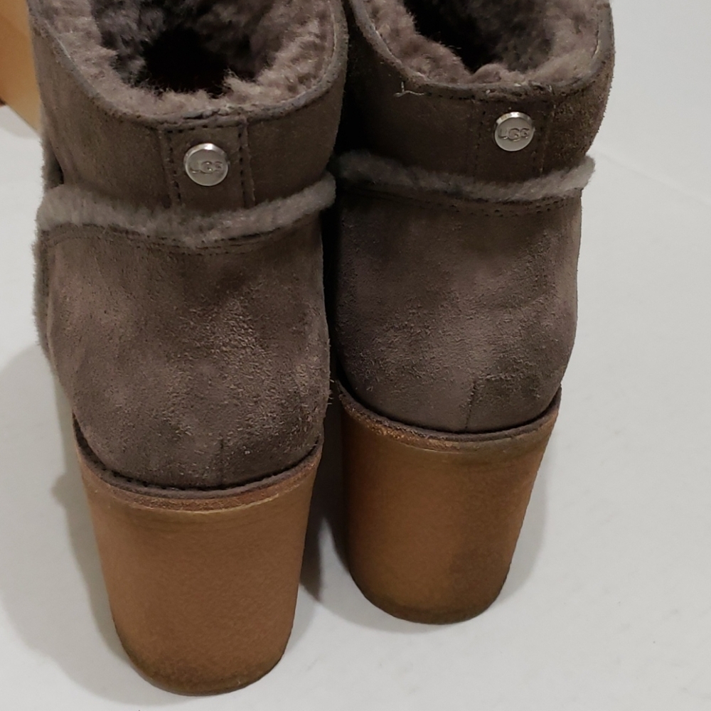 Ugg Kasen Booties - image 4